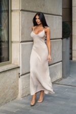 Платье Bella бежевое