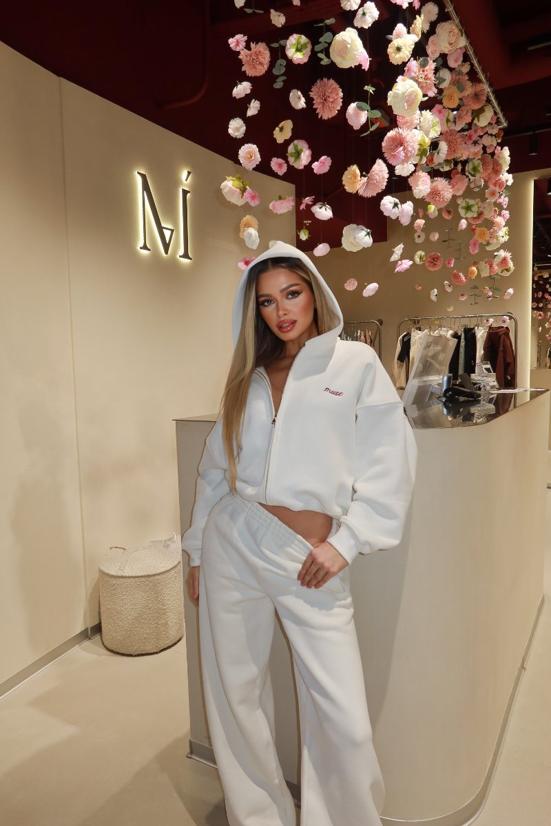 3 Толстовка Muse белая — изображение 1